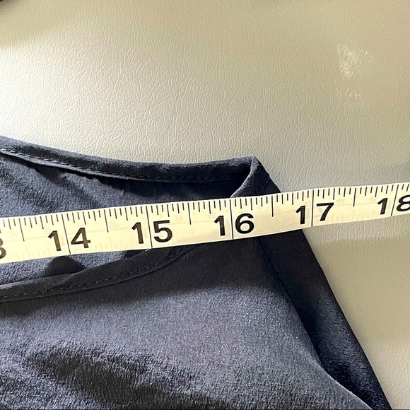 Amanda Uprichard 100% Silk Top Handkerchief Hem – Black, Size Medium - Picture 9 of 10